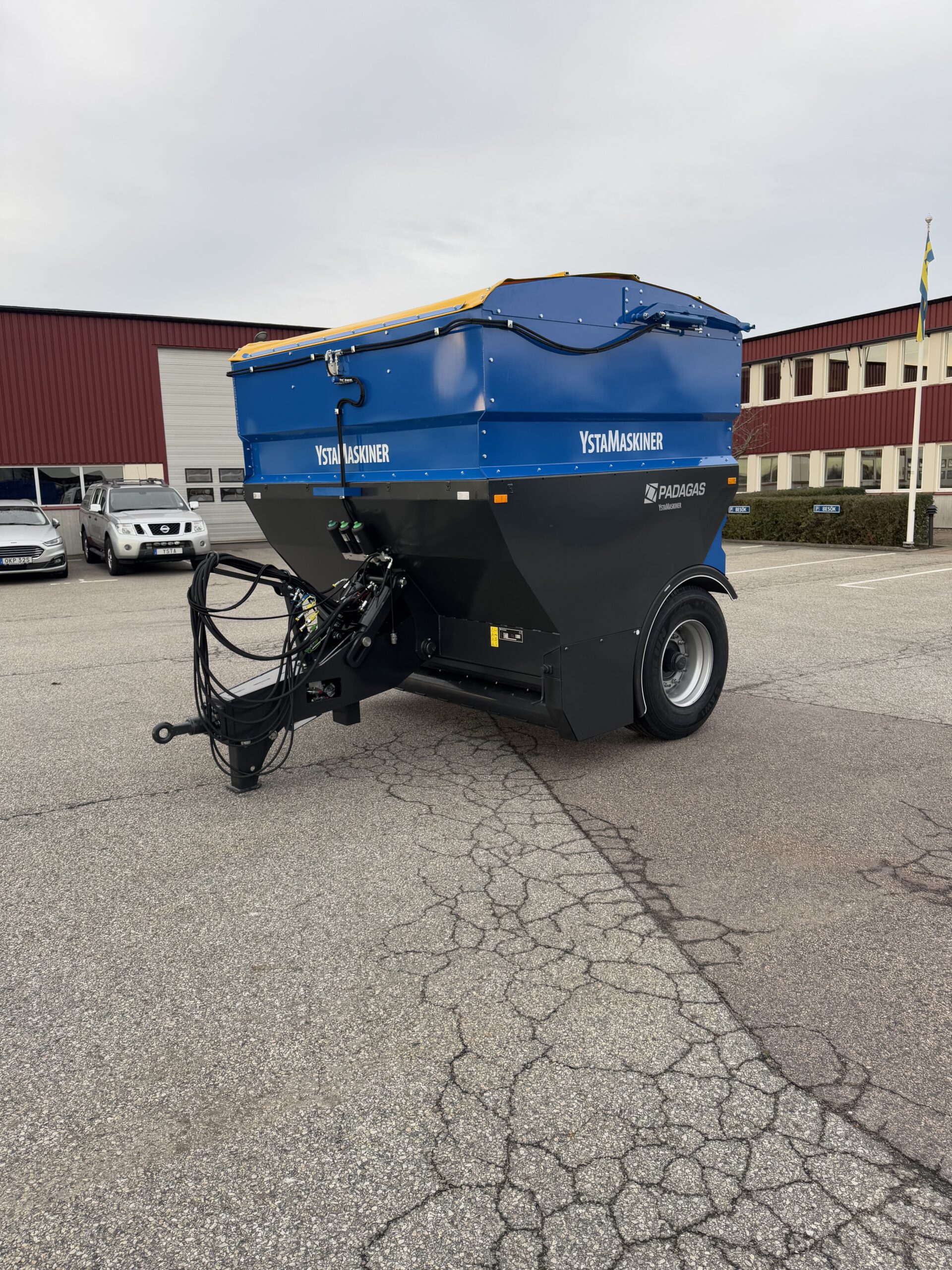 Sandspridare Bogserad YSTA SP 4000-9000