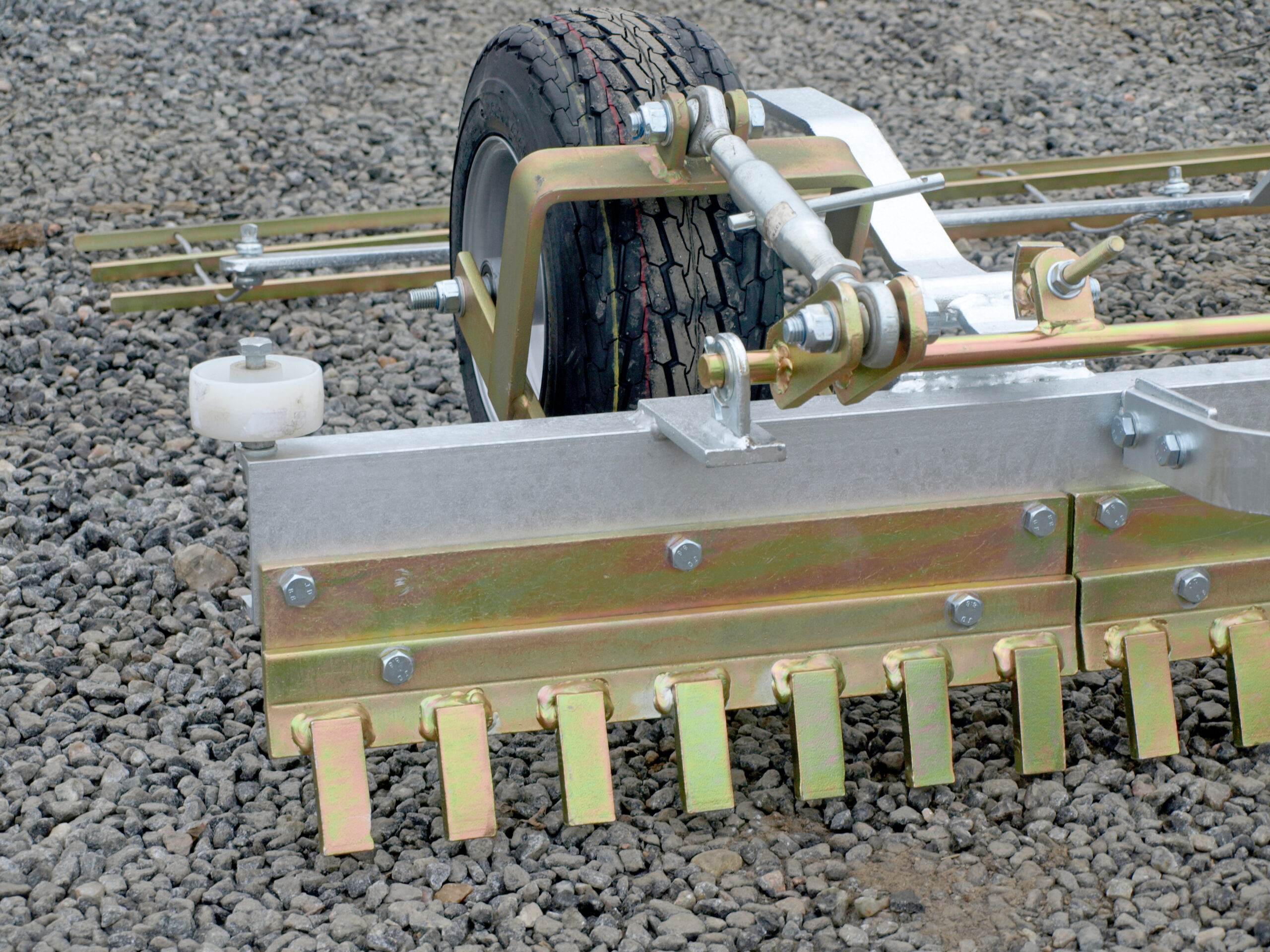 Gårdsräfsa Ysta YVR ATV15 - Bild 2