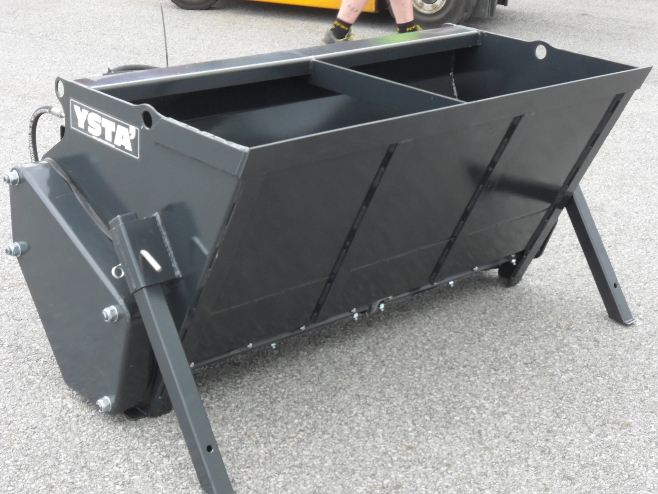 Sandspridare YSTA SP 400 - 1000