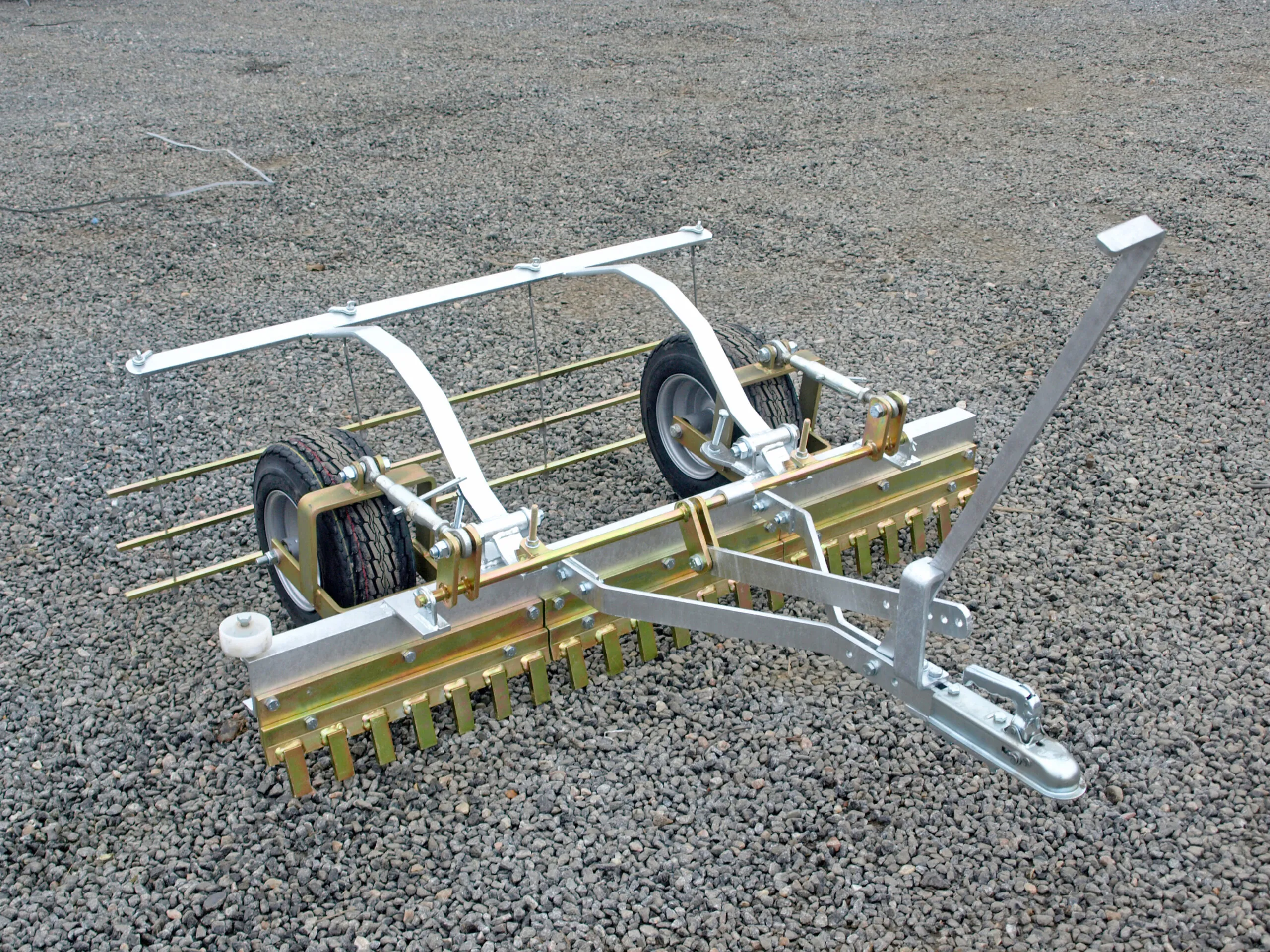 Gårdsräfsa Ysta YVR ATV15