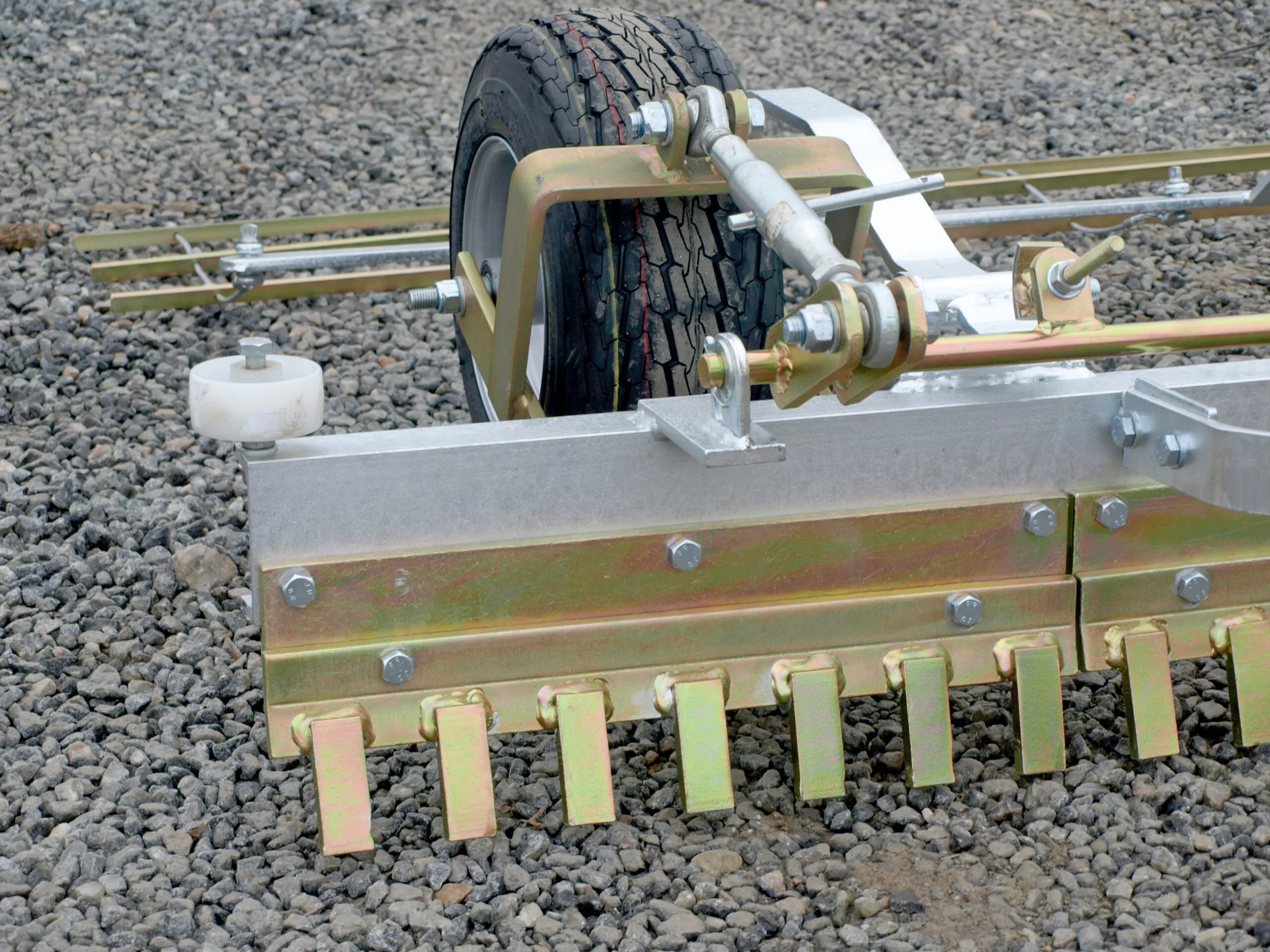 Gårdsräfsa Ysta YVR ATV15 - Bild 2